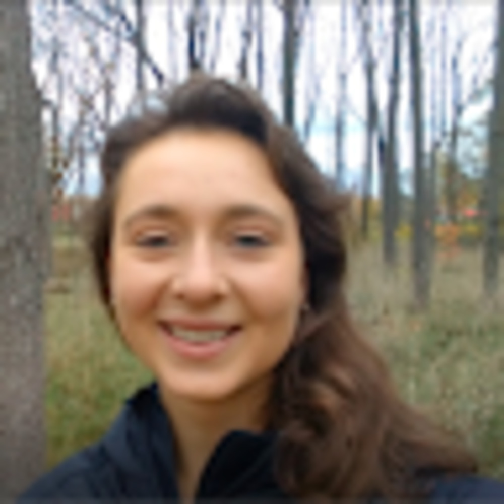 Meet your Posher, Hannah